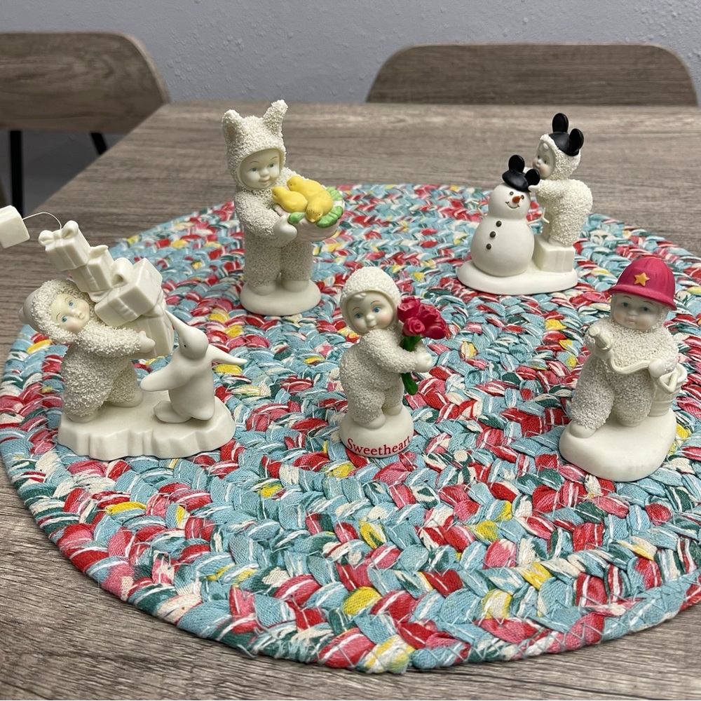 Snowbabies lot